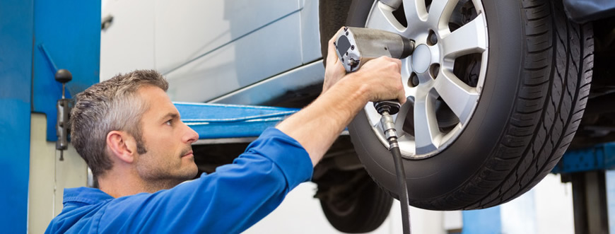 tyre-fitter